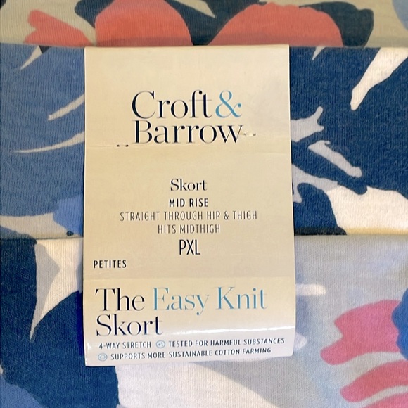 Croft and Barrow Grey/Blue/Pink/White Floral Skort size PXL, NWT - Picture 5 of 7